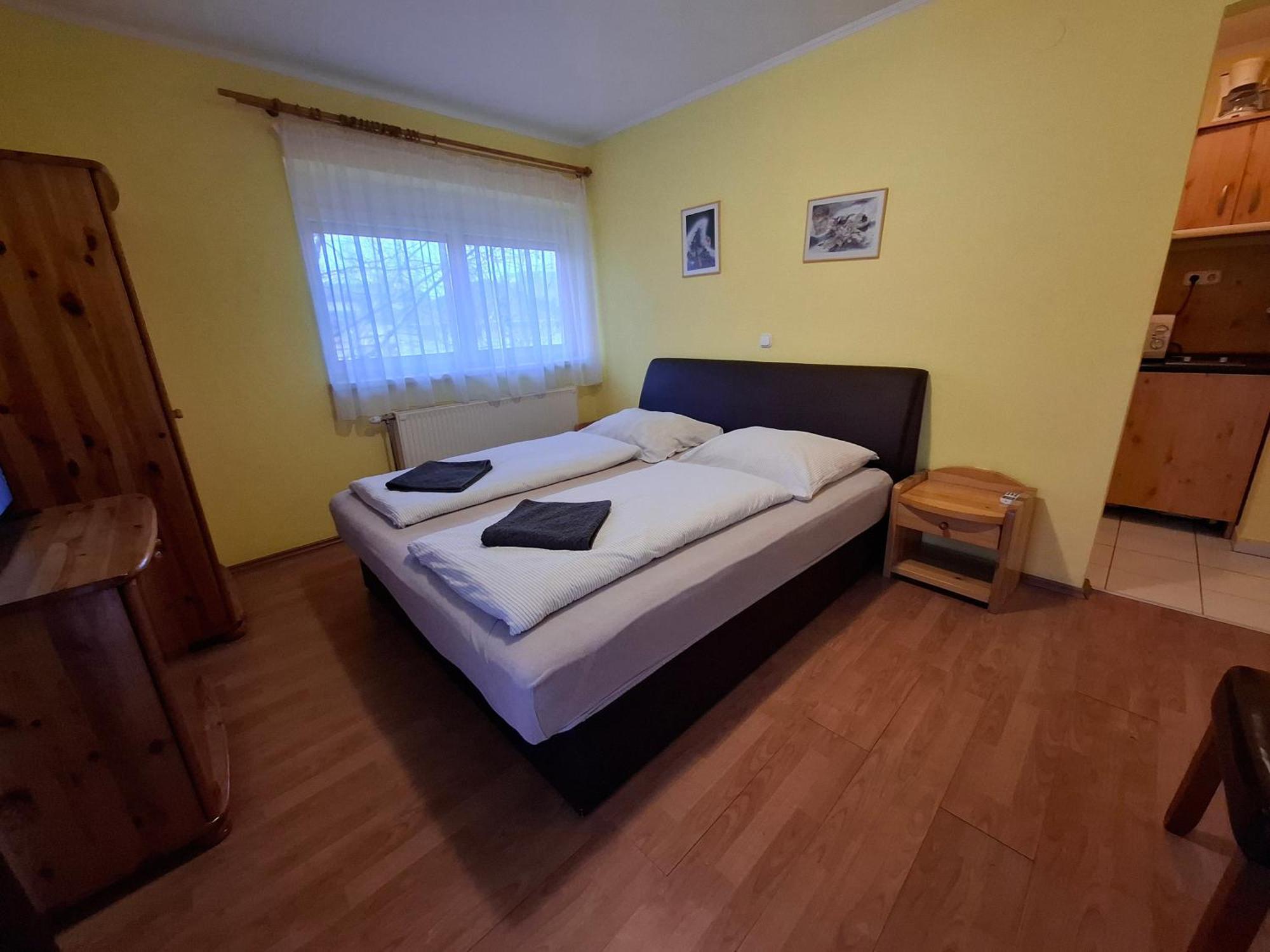 Ilona Apartmanhaz ชิโอฟก ภายนอก รูปภาพ