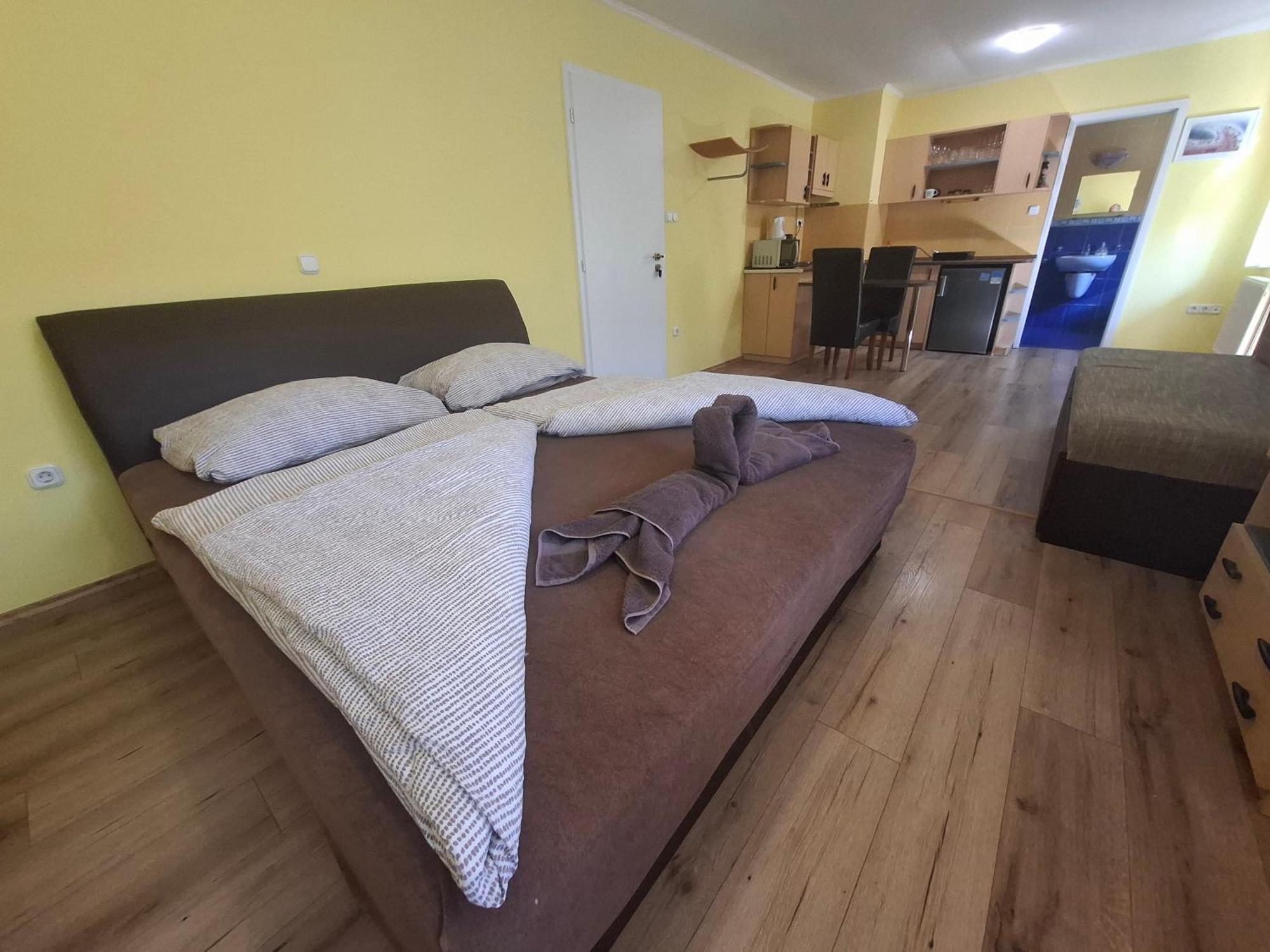 Ilona Apartmanhaz ชิโอฟก ภายนอก รูปภาพ