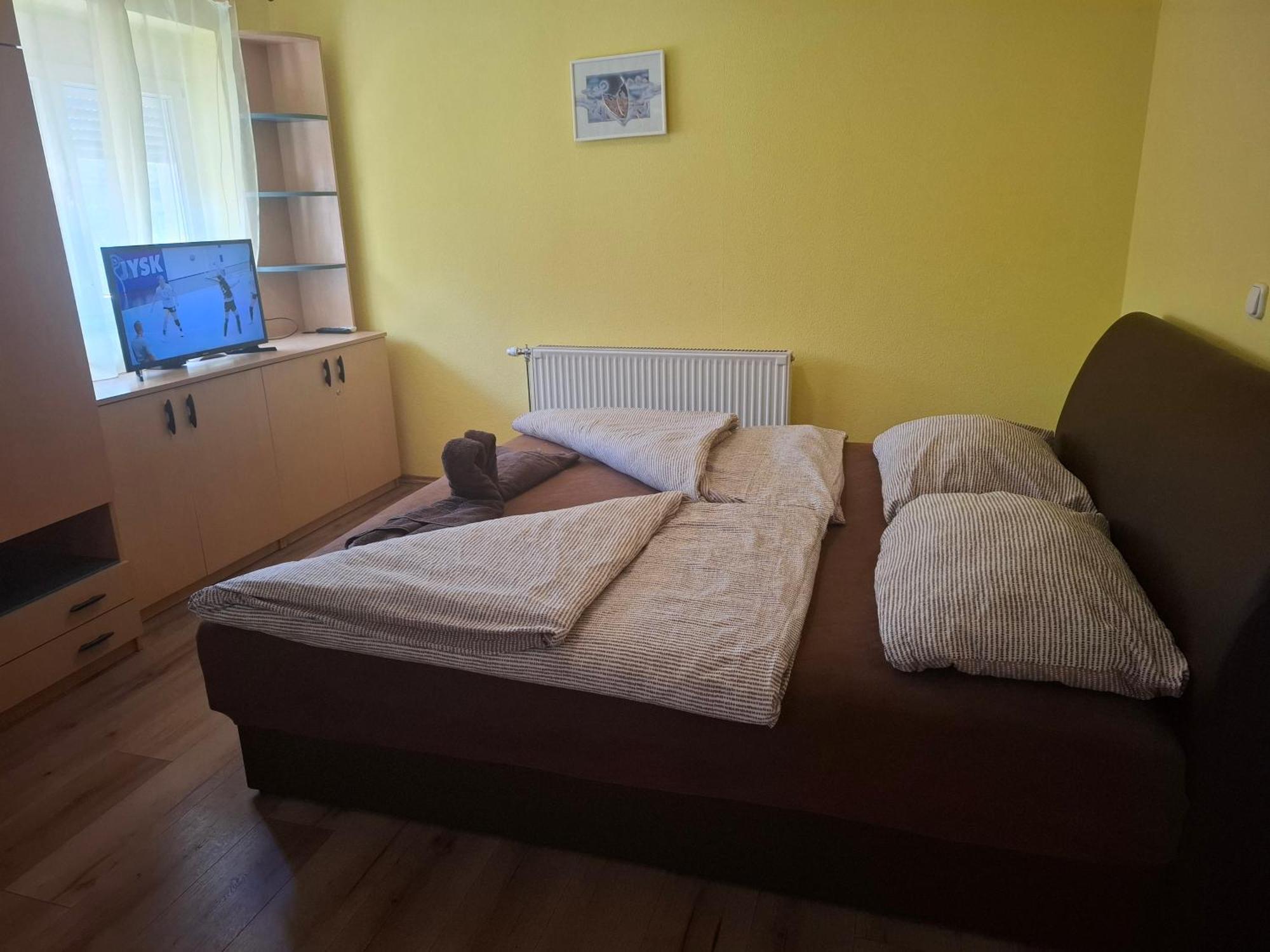 Ilona Apartmanhaz ชิโอฟก ภายนอก รูปภาพ