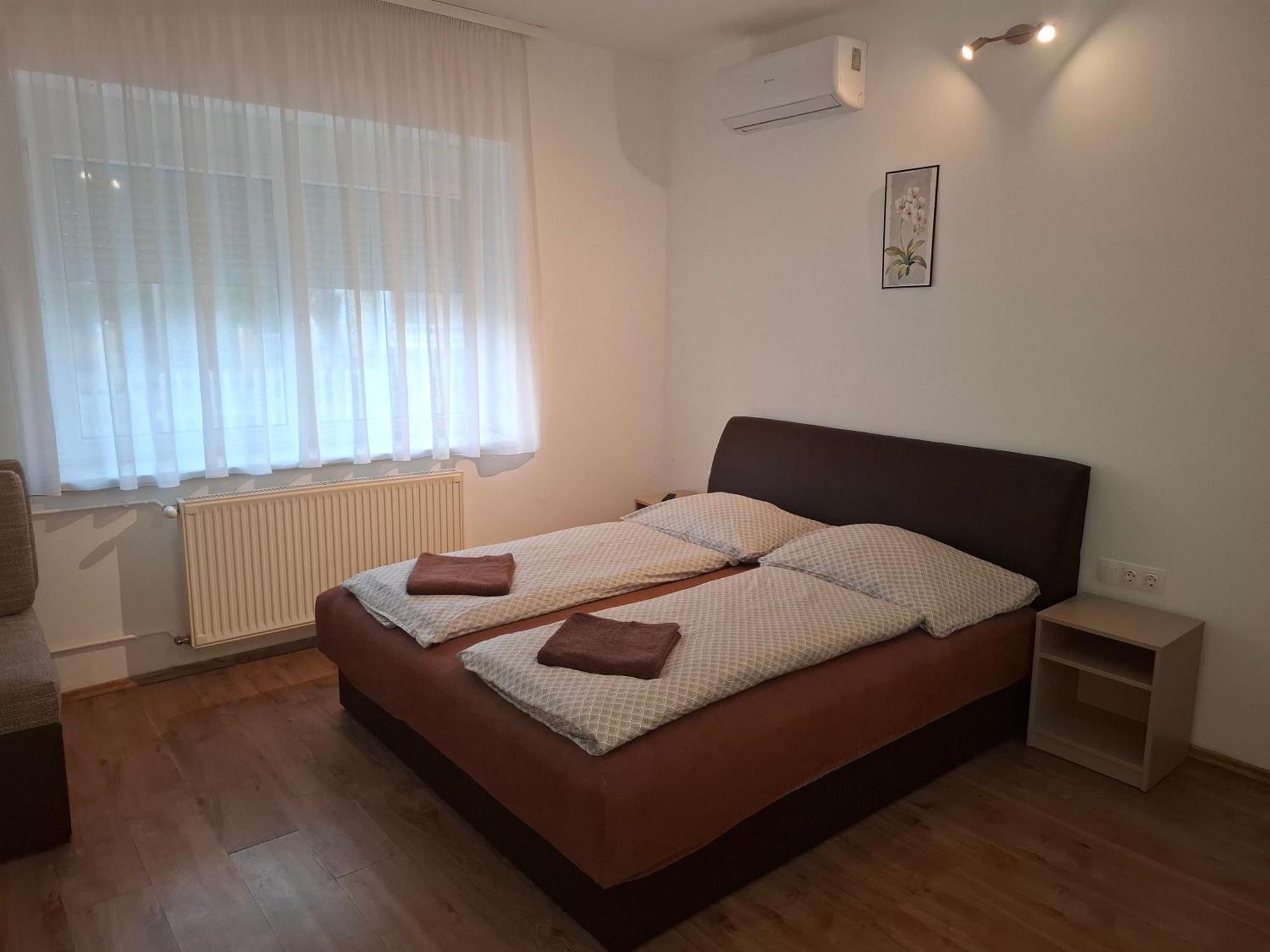 Ilona Apartmanhaz ชิโอฟก ภายนอก รูปภาพ